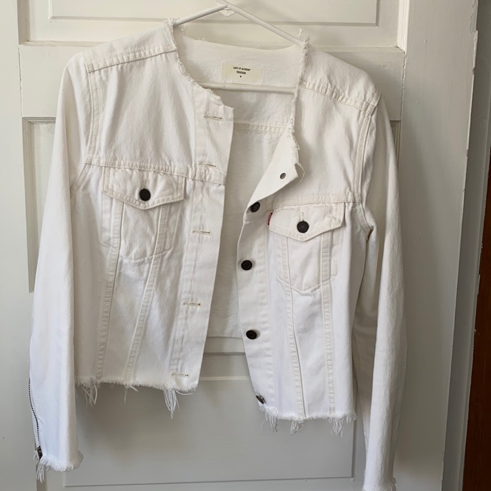 White Levi’s Altered Trucker